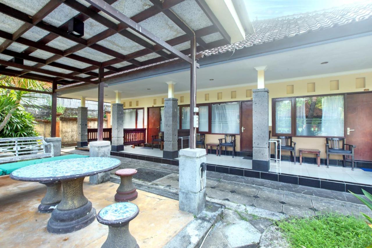 Dewi Sinta Hotel&Restaurant By WizZeLa Tanah Lot Exterior foto